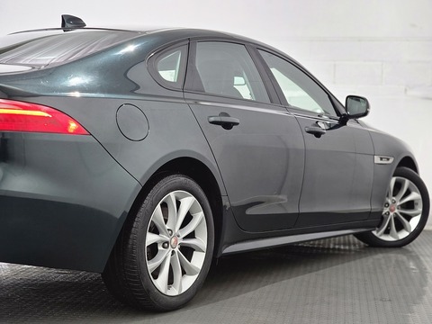 2.0d R-Sport Saloon 4dr Diesel Auto AWD Euro 6 (s/s) (180 ps)