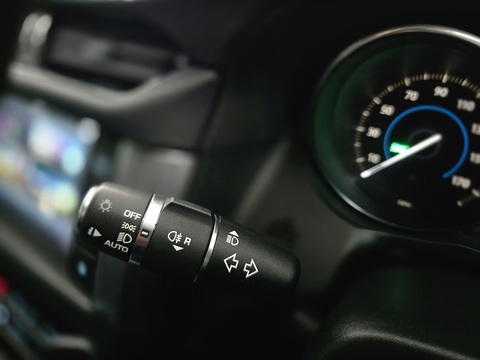 2.0d R-Sport Saloon 4dr Diesel Auto AWD Euro 6 (s/s) (180 ps)