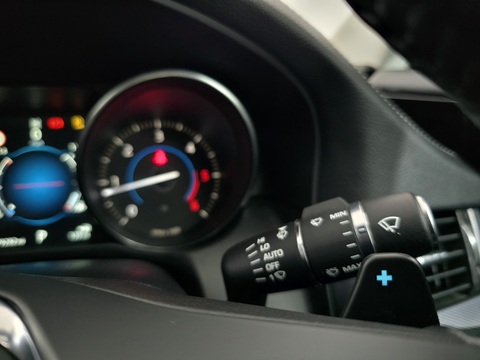 2.0d R-Sport Saloon 4dr Diesel Auto AWD Euro 6 (s/s) (180 ps)