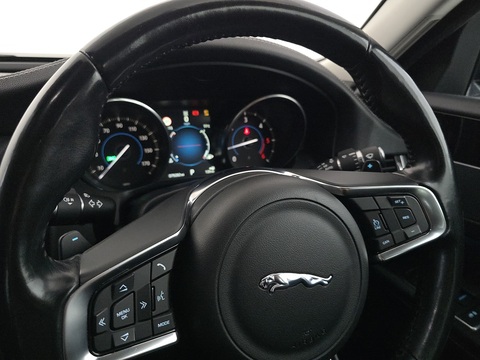 2.0d R-Sport Saloon 4dr Diesel Auto AWD Euro 6 (s/s) (180 ps)