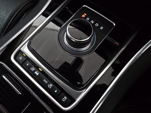 2.0d R-Sport Saloon 4dr Diesel Auto AWD Euro 6 (s/s) (180 ps)