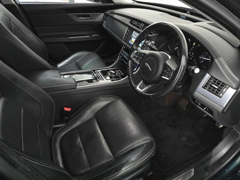 2.0d R-Sport Saloon 4dr Diesel Auto AWD Euro 6 (s/s) (180 ps)