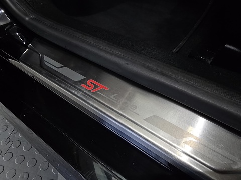 1.0T EcoBoost GPF ST-Line Hatchback 5dr Petrol Manual Euro 6 (s/s) (125 ps)