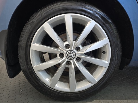 2.0 TDI BlueMotion Tech GT Hatchback 5dr Diesel Manual Euro 5 (s/s) (150 ps)