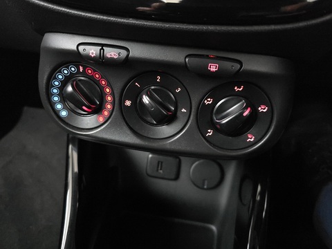 1.2i ENERGISED Black Jack Hatchback 3dr Petrol Manual Euro 6 (70 ps)
