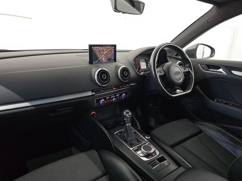 2.0 TDI S line Sportback 5dr Diesel S Tronic Euro 6 (s/s) (Nav) (150 ps)