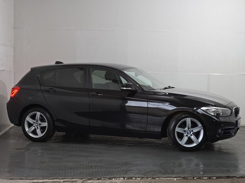 1.5 118i Sport Hatchback 5dr Petrol Auto Euro 6 (s/s) (136 ps)