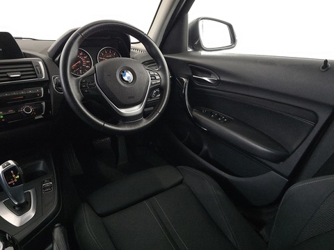 1.5 118i Sport Hatchback 5dr Petrol Auto Euro 6 (s/s) (136 ps)