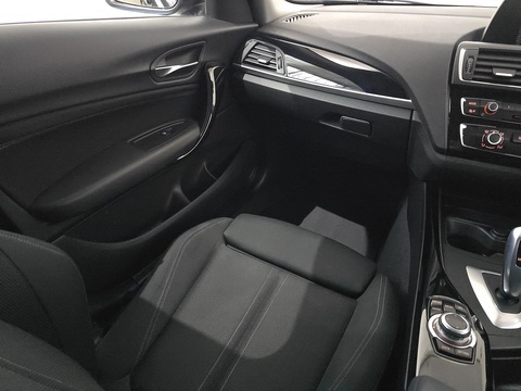1.5 118i Sport Hatchback 5dr Petrol Auto Euro 6 (s/s) (136 ps)
