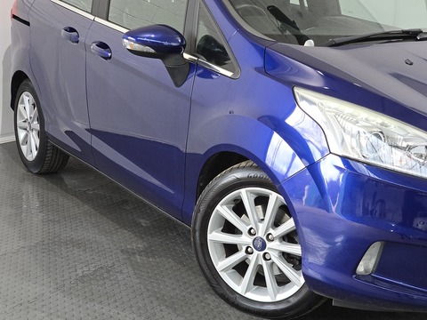 1.6 Titanium MPV 5dr Petrol Powershift Euro 5 (105 ps)