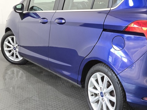 1.6 Titanium MPV 5dr Petrol Powershift Euro 5 (105 ps)