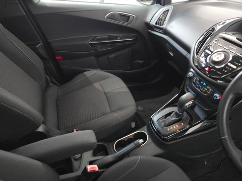 1.6 Titanium MPV 5dr Petrol Powershift Euro 5 (105 ps)