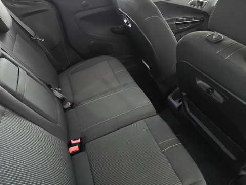 1.6 Titanium MPV 5dr Petrol Powershift Euro 5 (105 ps)
