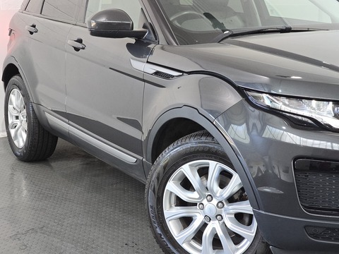 2.0 TD4 SE SUV 5dr Diesel Manual 4WD Euro 6 (s/s) (180 ps)