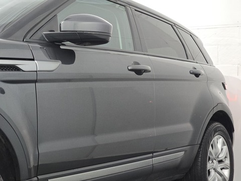 2.0 TD4 SE SUV 5dr Diesel Manual 4WD Euro 6 (s/s) (180 ps)
