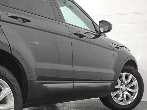 2.0 TD4 SE SUV 5dr Diesel Manual 4WD Euro 6 (s/s) (180 ps)