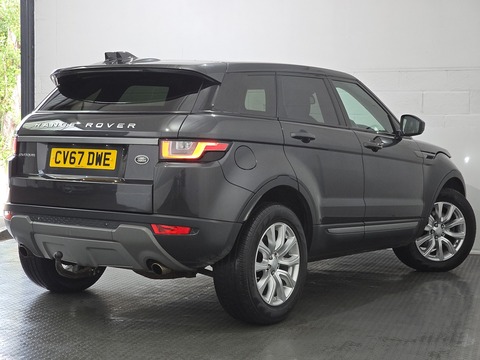2.0 TD4 SE SUV 5dr Diesel Manual 4WD Euro 6 (s/s) (180 ps)