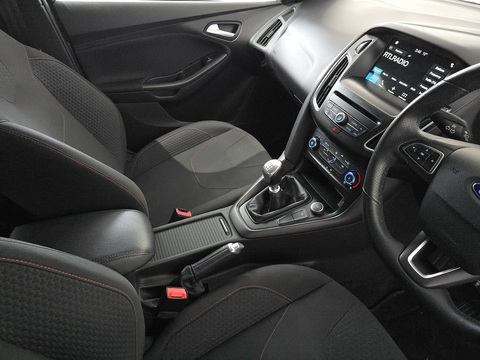 1.5 TDCi ST-Line Hatchback 5dr Diesel Manual Euro 6 (s/s) (120 ps)