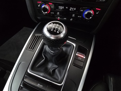 2.0 TDI S line Coupe 2dr Diesel Manual quattro Euro 5 (s/s) (177 ps)