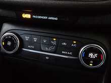 Ford Fiesta T EcoBoost Titanium 