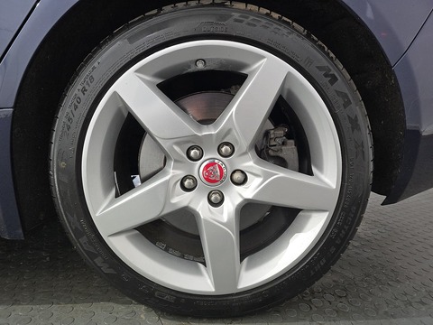 2.0d R-Sport Saloon 4dr Diesel Auto AWD Euro 6 (s/s) (180 ps)