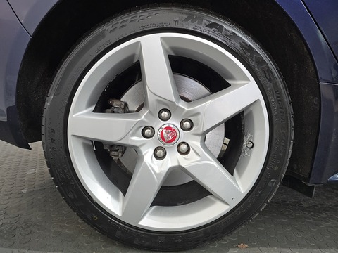 2.0d R-Sport Saloon 4dr Diesel Auto AWD Euro 6 (s/s) (180 ps)