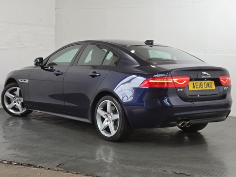 2.0d R-Sport Saloon 4dr Diesel Auto AWD Euro 6 (s/s) (180 ps)