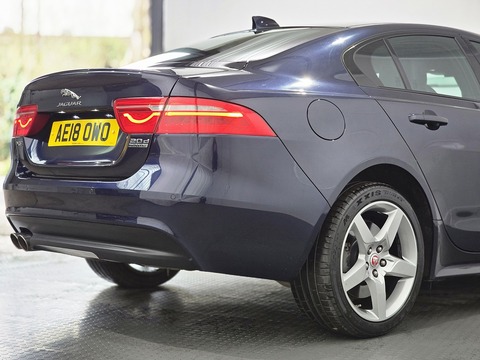 2.0d R-Sport Saloon 4dr Diesel Auto AWD Euro 6 (s/s) (180 ps)