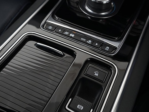 2.0d R-Sport Saloon 4dr Diesel Auto AWD Euro 6 (s/s) (180 ps)