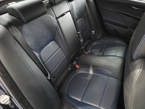 2.0d R-Sport Saloon 4dr Diesel Auto AWD Euro 6 (s/s) (180 ps)