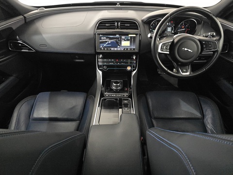 2.0d R-Sport Saloon 4dr Diesel Auto AWD Euro 6 (s/s) (180 ps)