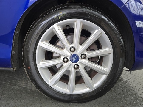 1.6 Titanium MPV 5dr Petrol Powershift Euro 5 (105 ps)