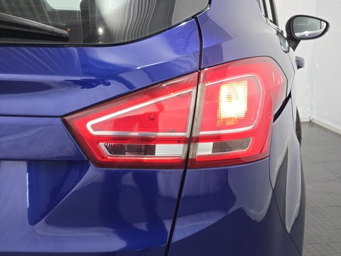 1.6 Titanium MPV 5dr Petrol Powershift Euro 5 (105 ps)