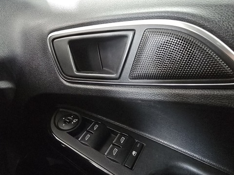 1.6 Titanium MPV 5dr Petrol Powershift Euro 5 (105 ps)