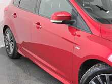 Ford Focus T EcoBoost ST-Line 