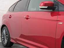 Ford Focus T EcoBoost ST-Line 