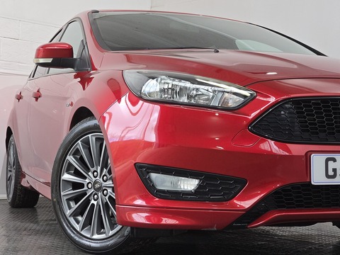 1.0T EcoBoost ST-Line Hatchback 5dr Petrol Manual Euro 6 (s/s) (140 ps)