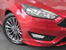 Ford Focus T EcoBoost ST-Line 