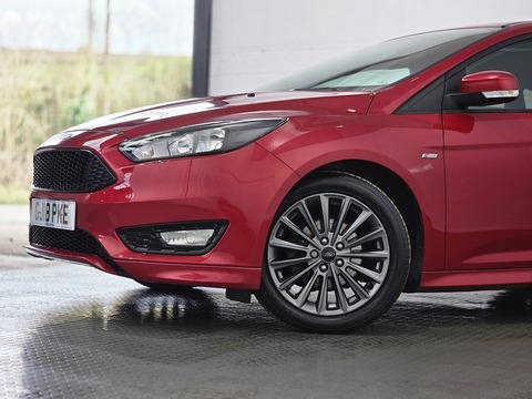 1.0T EcoBoost ST-Line Hatchback 5dr Petrol Manual Euro 6 (s/s) (140 ps)