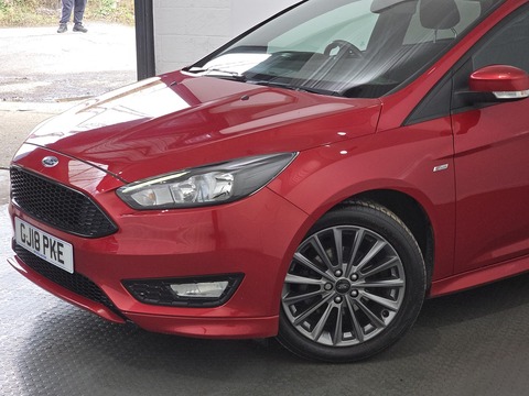 1.0T EcoBoost ST-Line Hatchback 5dr Petrol Manual Euro 6 (s/s) (140 ps)