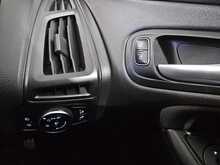 Ford Focus T EcoBoost ST-Line 