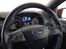 Ford Focus T EcoBoost ST-Line 