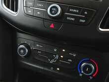 Ford Focus T EcoBoost ST-Line 