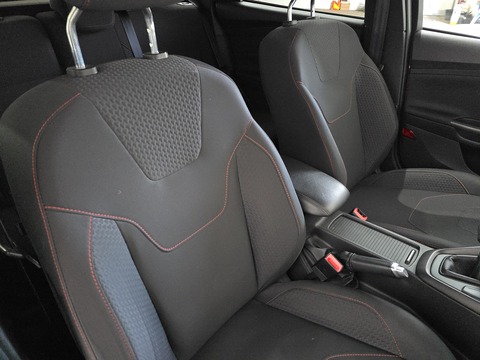 1.0T EcoBoost ST-Line Hatchback 5dr Petrol Manual Euro 6 (s/s) (140 ps)