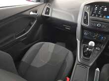 Ford Focus T EcoBoost ST-Line 