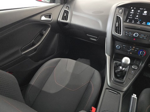 1.0T EcoBoost ST-Line Hatchback 5dr Petrol Manual Euro 6 (s/s) (140 ps)