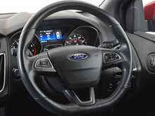 Ford Focus T EcoBoost ST-Line 