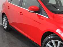 Ford Focus T EcoBoost Titanium 