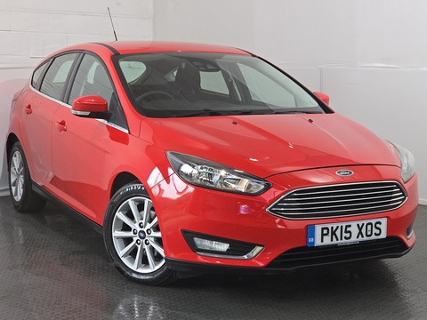 1.0T EcoBoost Titanium Hatchback 5dr Petrol Manual Euro 6 (s/s) (125 ps)