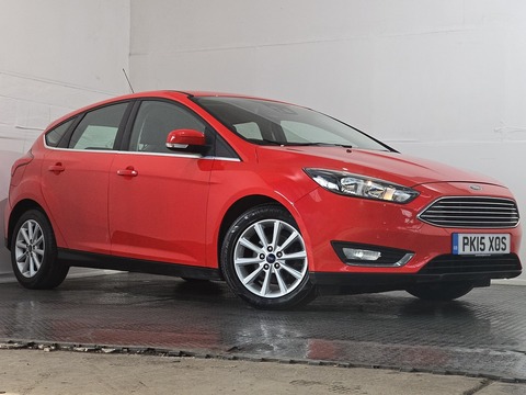1.0T EcoBoost Titanium Hatchback 5dr Petrol Manual Euro 6 (s/s) (125 ps)
